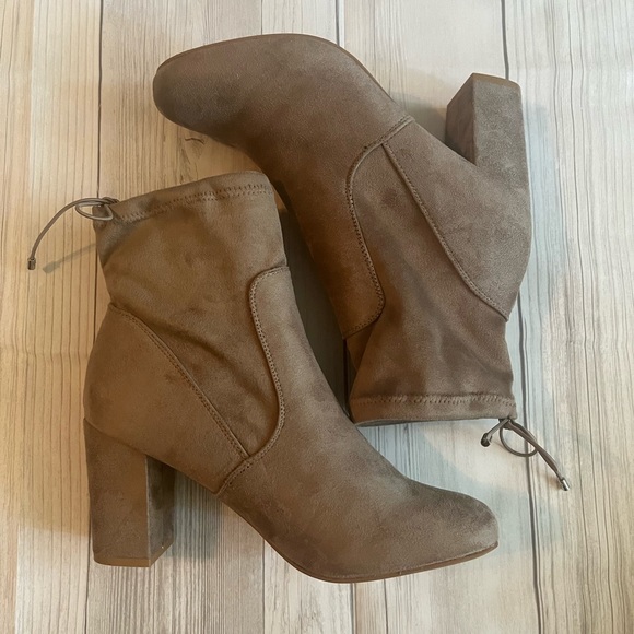 π HP π NIB Chinese Laundry Boots Kyla Heels - Picture 8 of 11